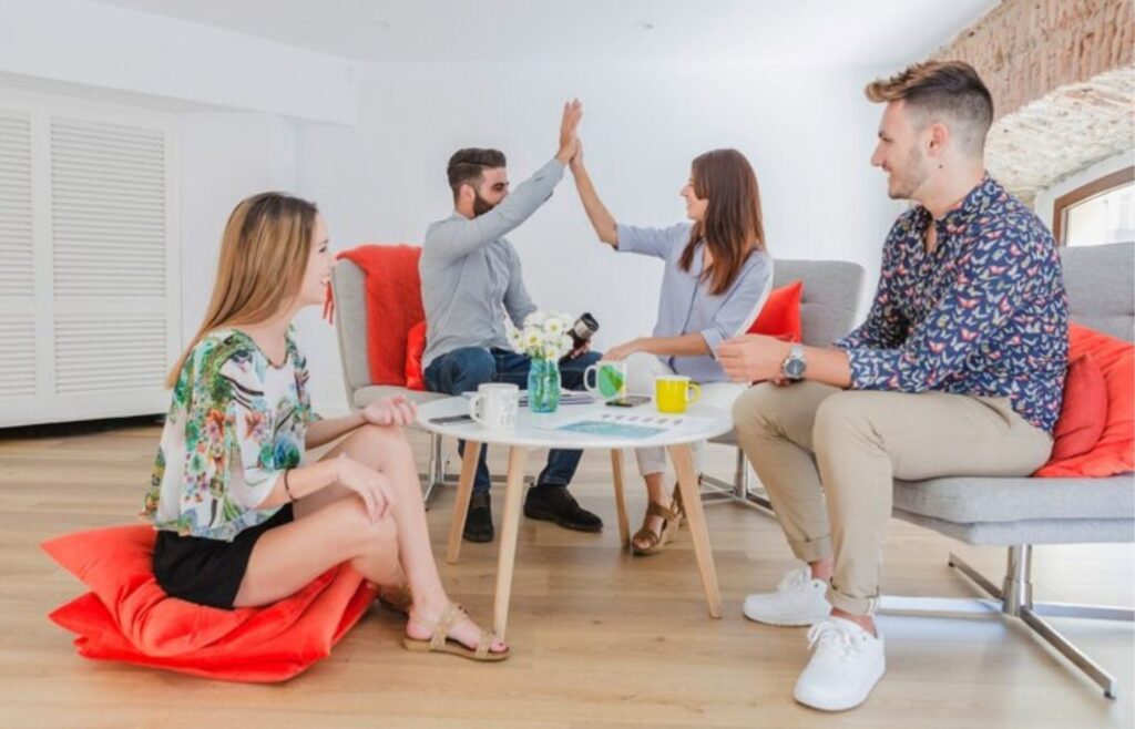 5 Benefits Of Living In A Co-Living Community